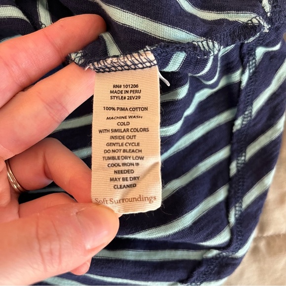 Soft Surroundings Indra Scoop Neck Raw Seams Pima Cotton Shirt - Size Me… - Picture 6 of 6